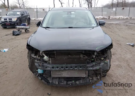 2019 Lincoln Mkc Select z USA, uszkodzony, nr VIN 5LMCJ2D99KUL01725